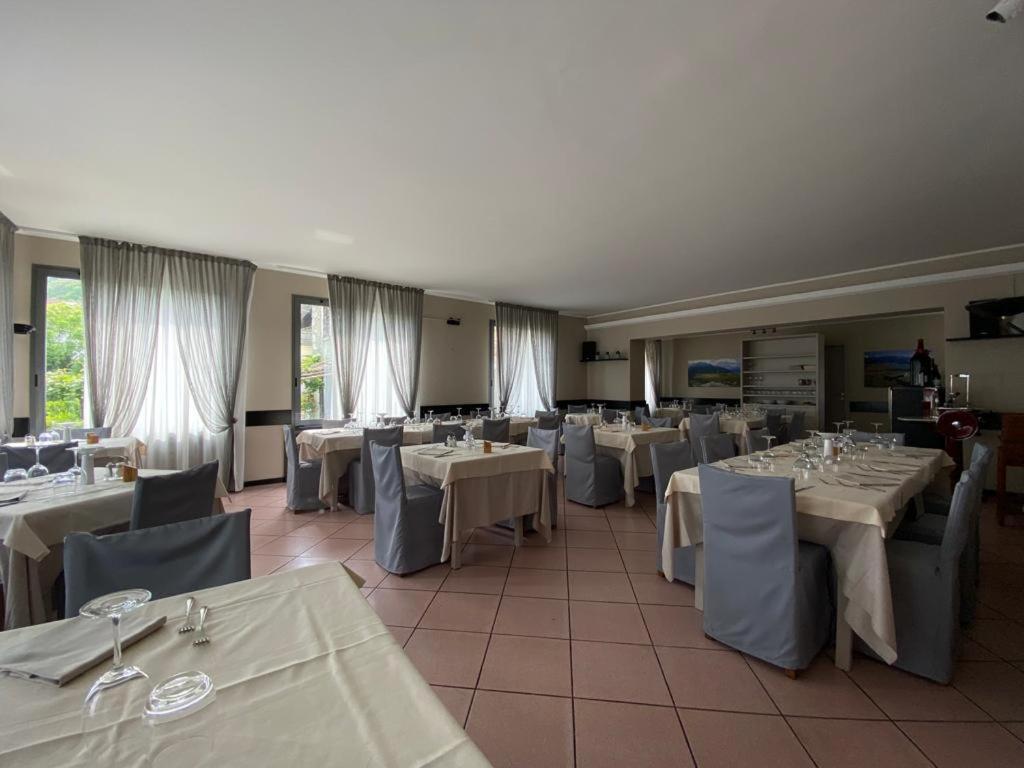 Albergo Del Mera-Ristorante Da Lui Sorico Exterior photo